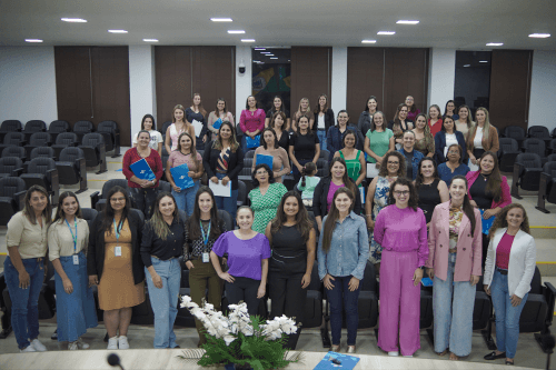 Noite das Empreendedoras reúne mulheres para aprendizado e troca de experiências na Câmara Municipal